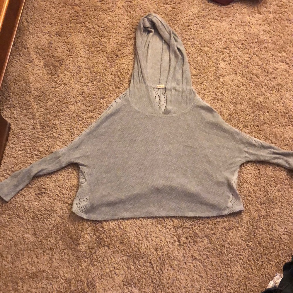 Hollister Cropped Sweater